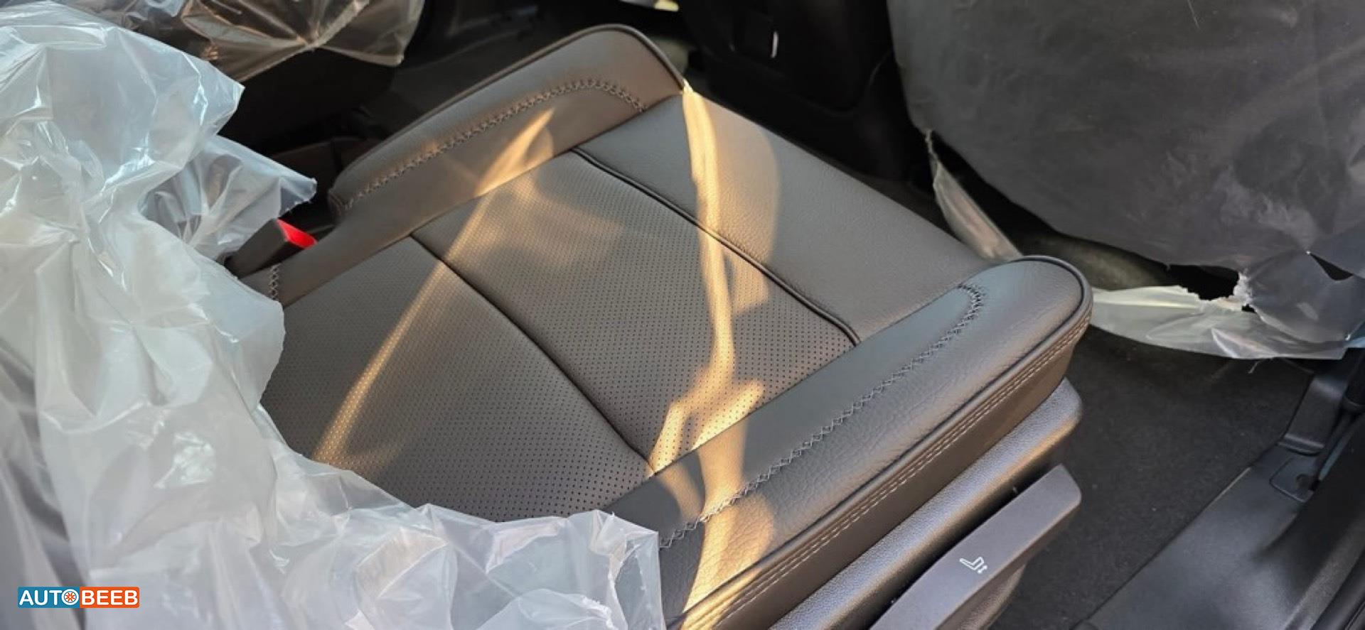 Cadillac Escalade 2024