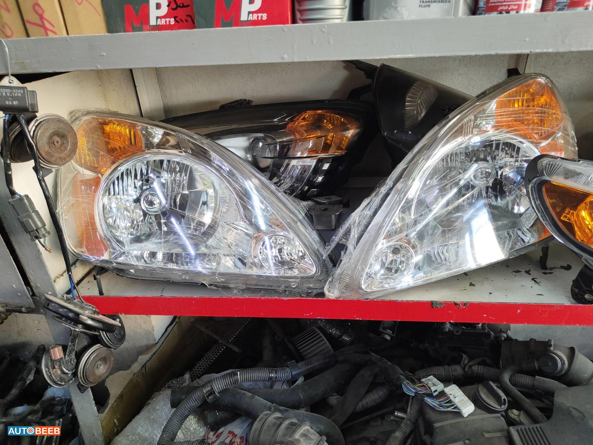 ضوء امامي يمين شمال هوندا cr v 2003 2004 2005 