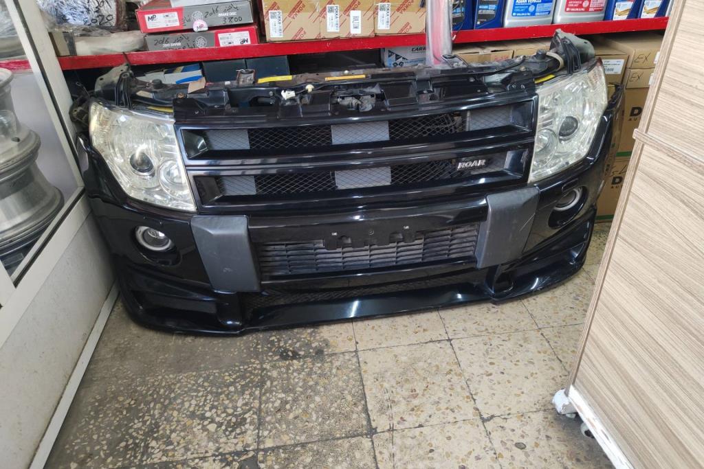 Body  Bumper Mitsubishi Pajero