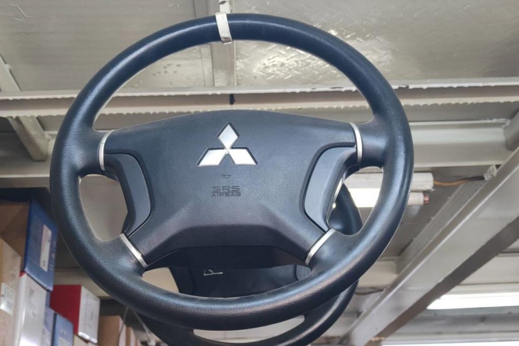 Cabin  Steering Wheel Mitsubishi Pajero