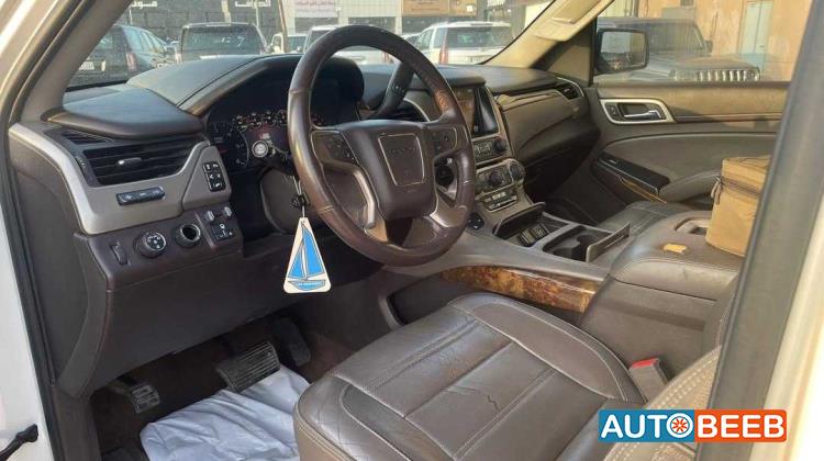 GMC Yukon 2015