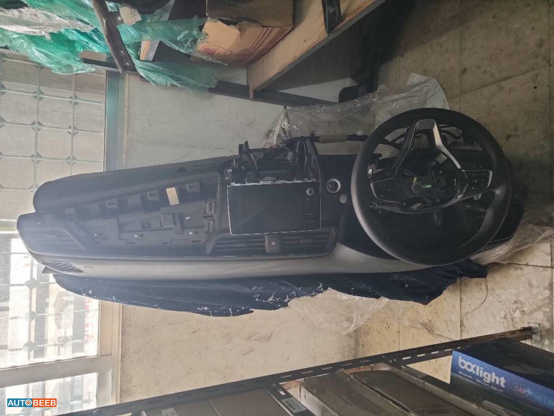 Cabin  Dashboard Honda Insight