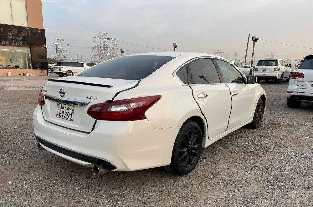 Nissan Altima 2018