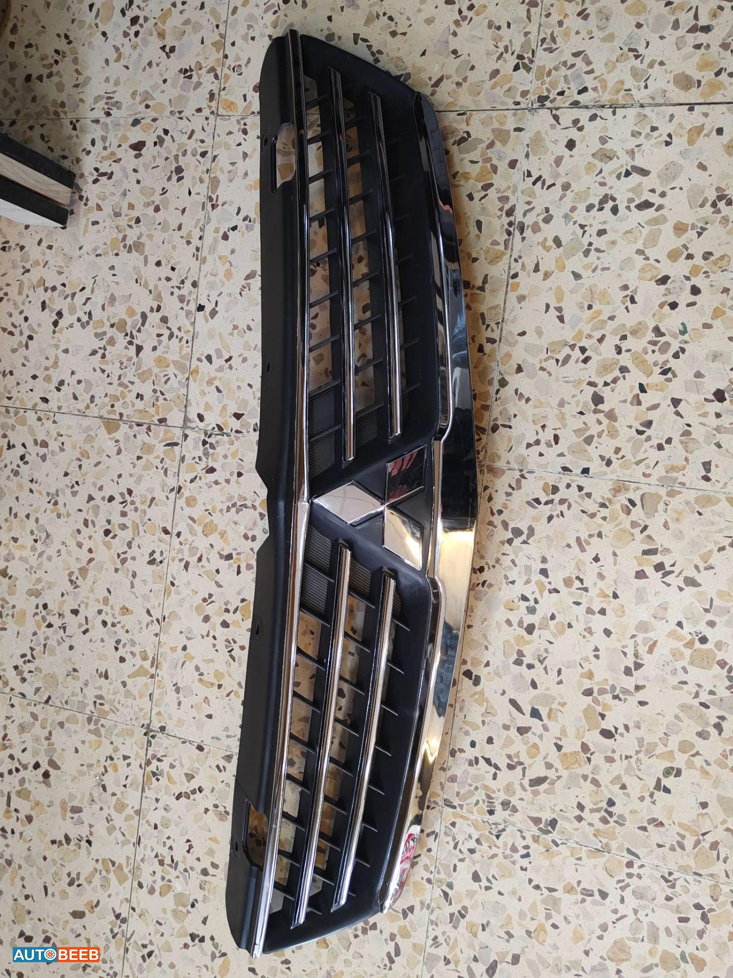 Body  Grilles Mitsubishi Lancer