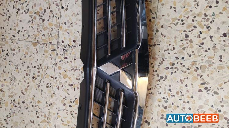 Body  Grilles Mitsubishi Lancer