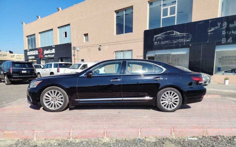 Lexus LS460 2015