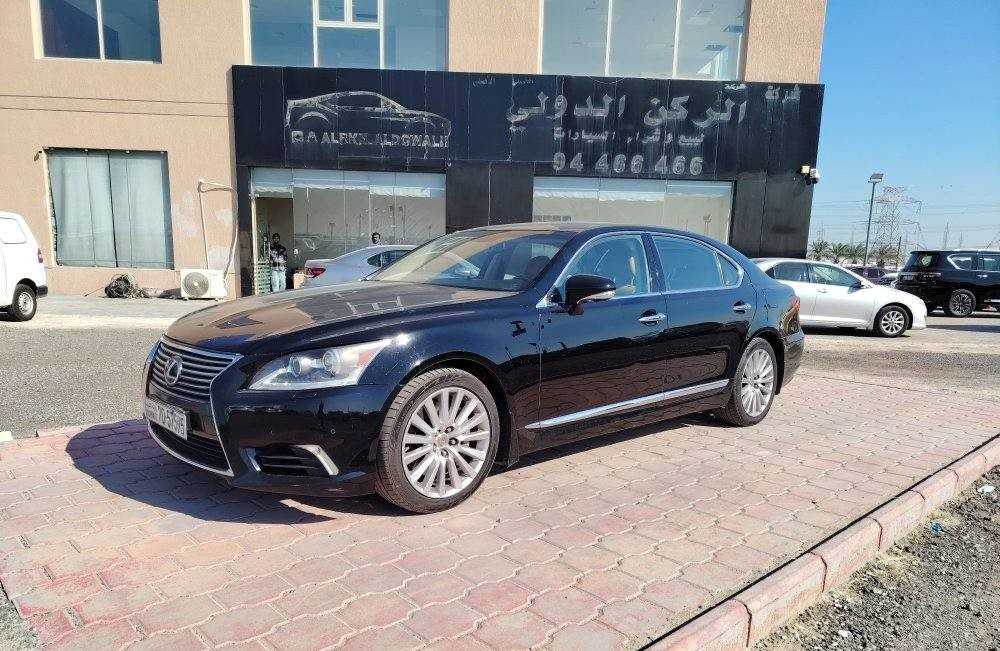 Lexus LS460 2015