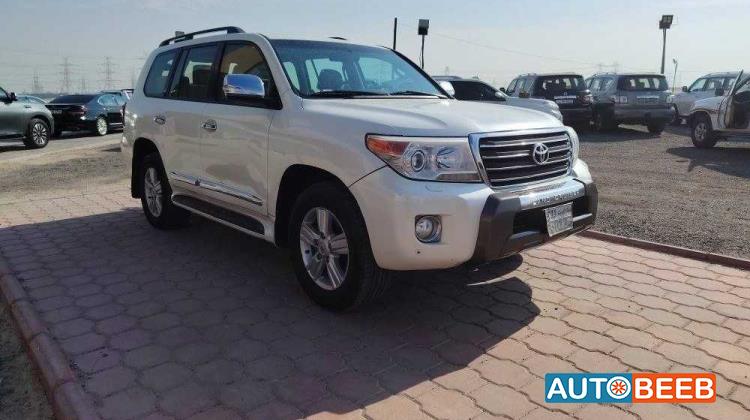Toyota Land Cruiser 2014