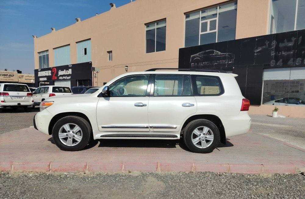 Toyota Land Cruiser 2014