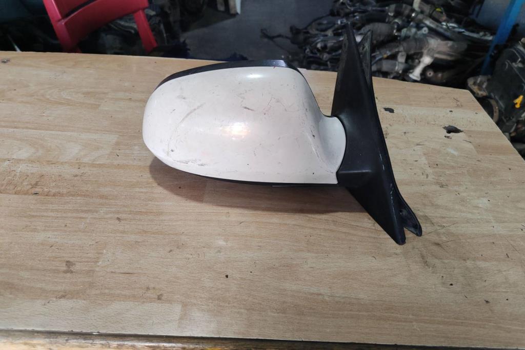 مرآة جانبية يمين شمال هيونداي افانتي xd 2002 2003 2004 2005 