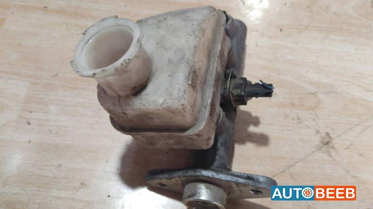 طرمبة بريك هيونداي افانتي xd 2002 2003 2004 2005