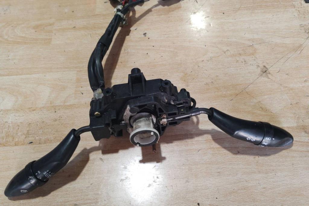 يد غمازات هيونداي افانتي 1995 1996 1997