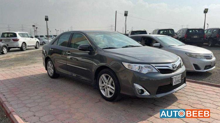 Toyota Camry 2015