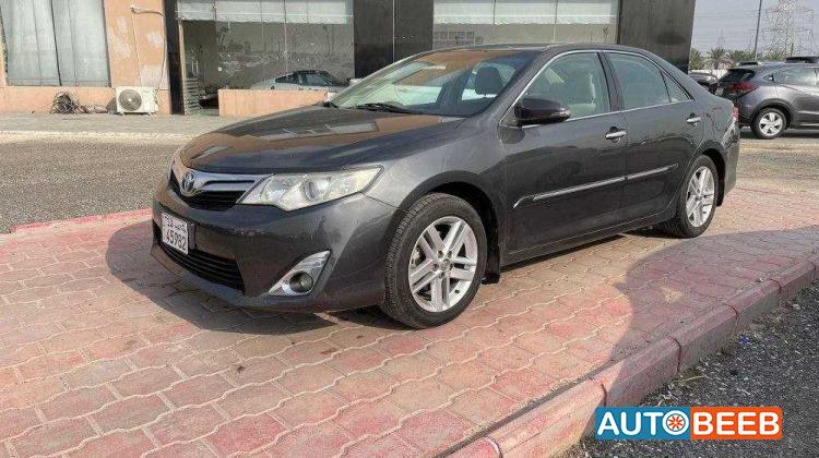 Toyota Camry 2015