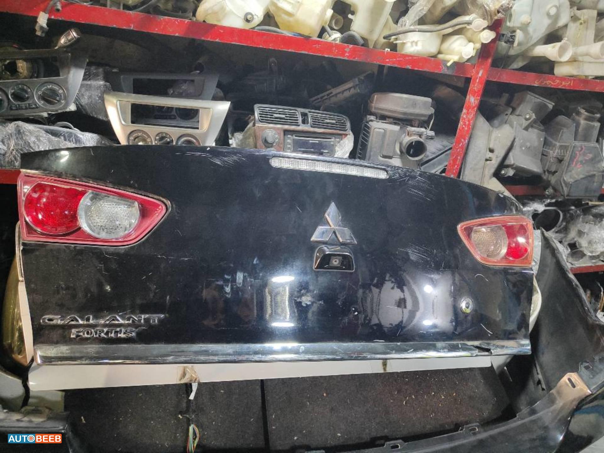 Body  Trunk Mitsubishi Lancer