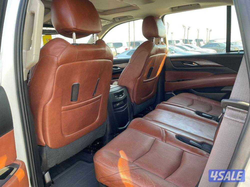 Cadillac Escalade 2015