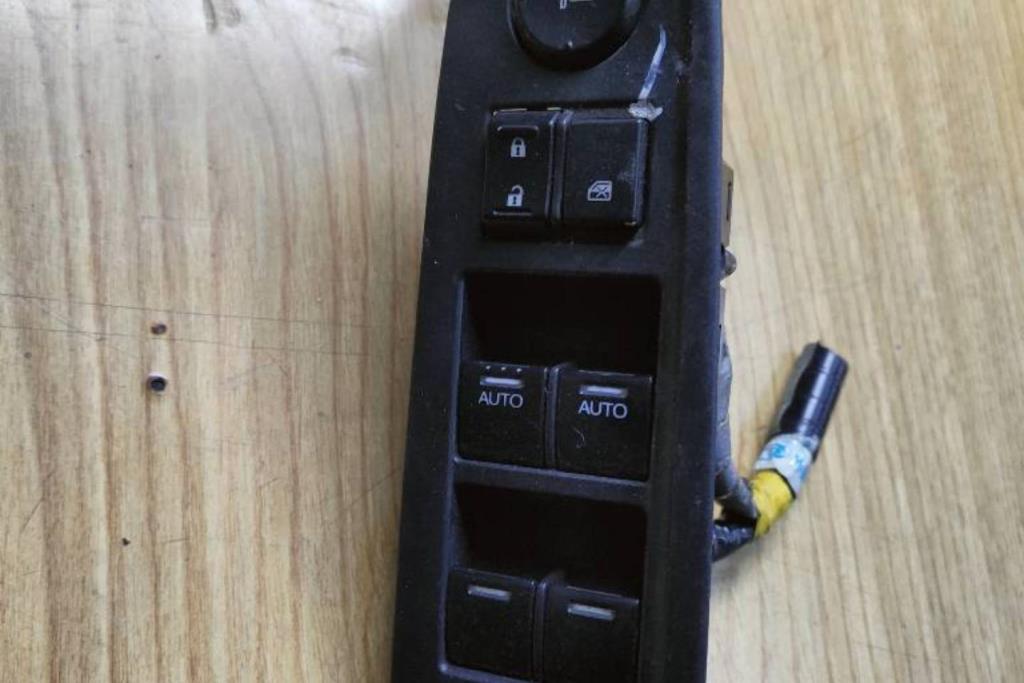 Cabin  Control buttons Honda Accord