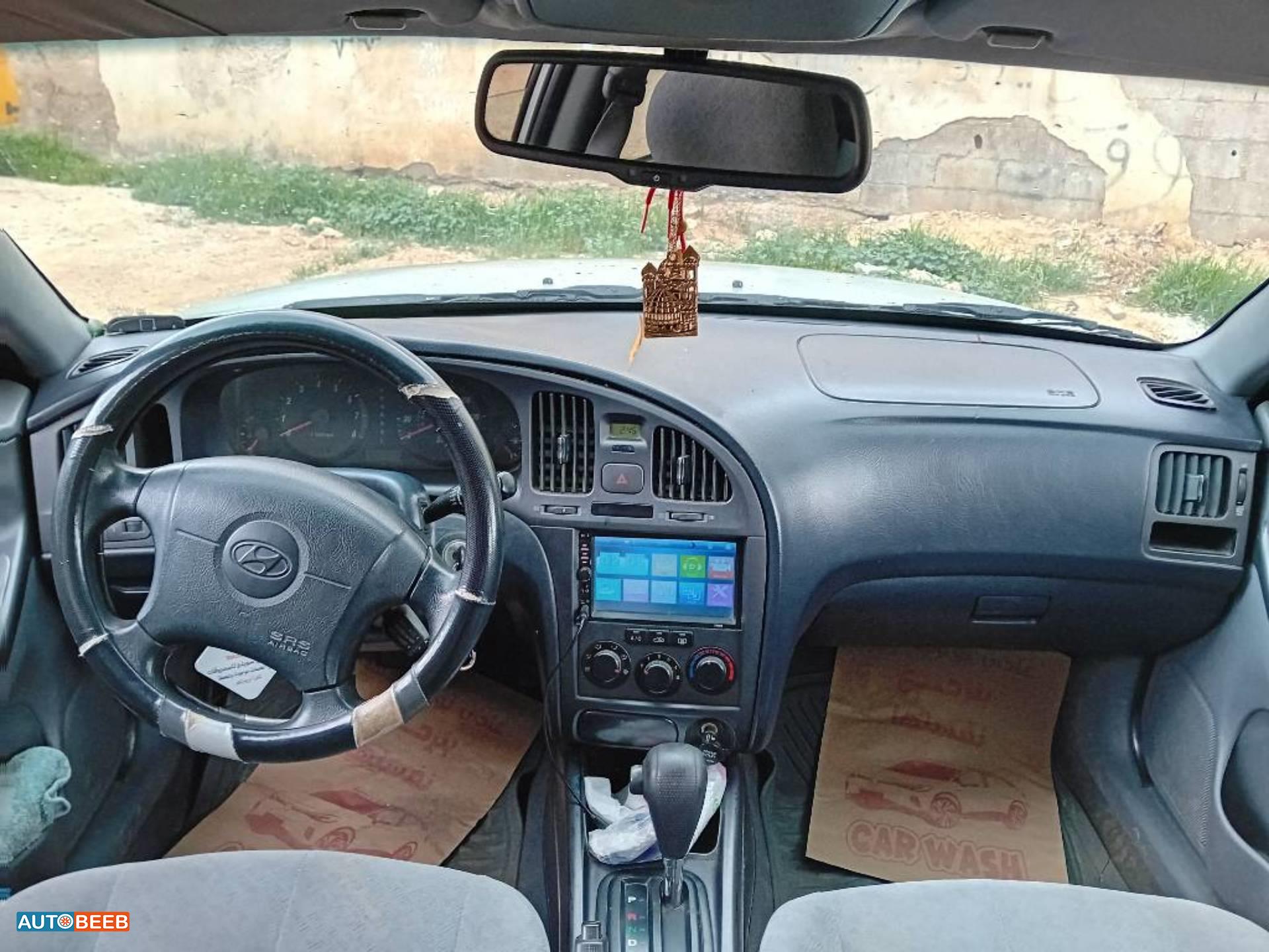 Hyundai Elantra 2004