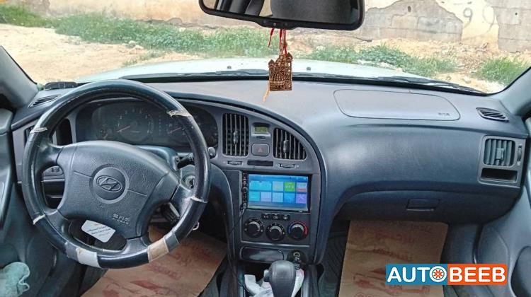 Hyundai Elantra 2004