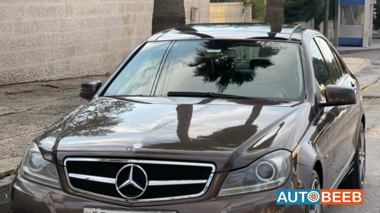 Mercedes Benz C200 2013