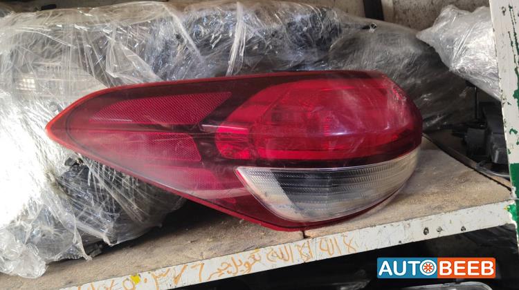 ضوء خلفي يمين شمال كيا k3 2016 2017