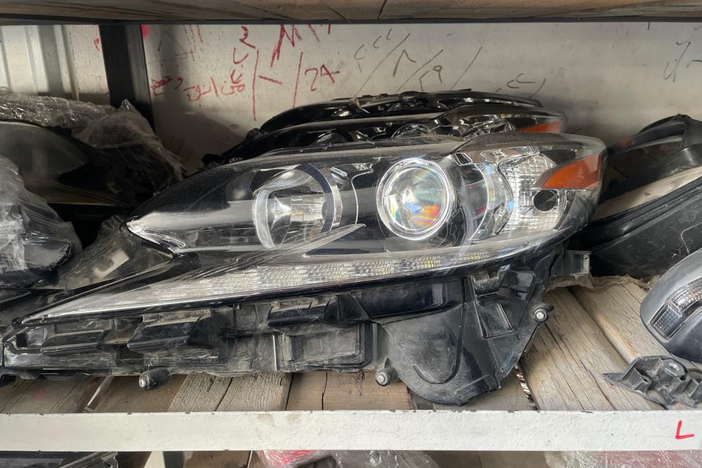 Lights Front light Lexus ES250