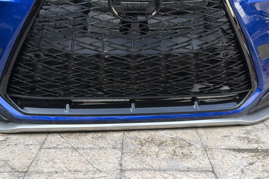 Body  Grilles Lexus NX250
