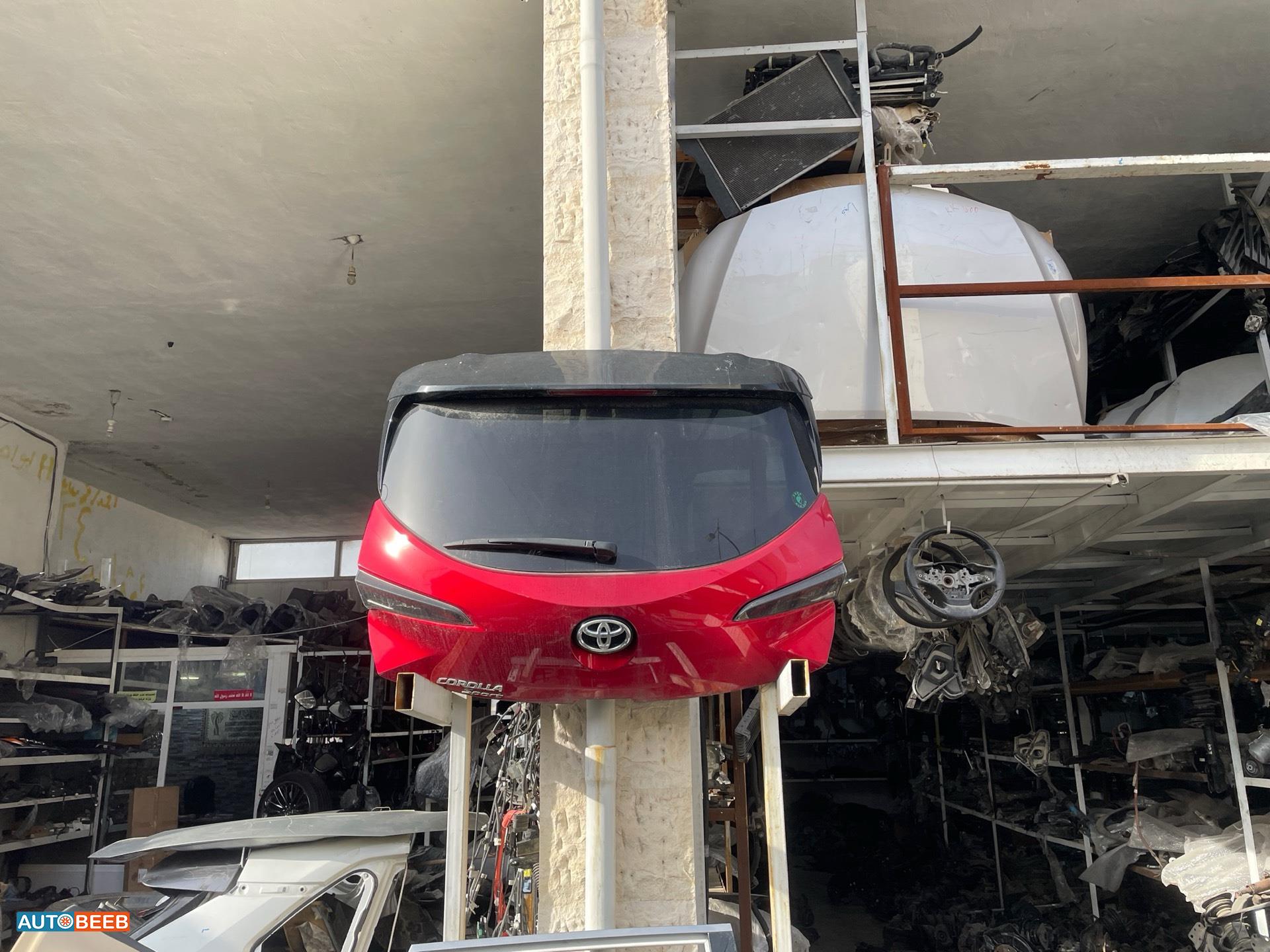Body  Trunk Toyota Corolla