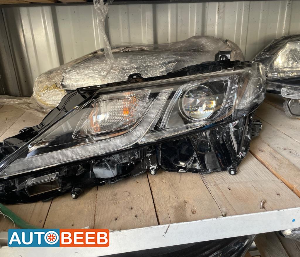Lights Front light Toyota Camry