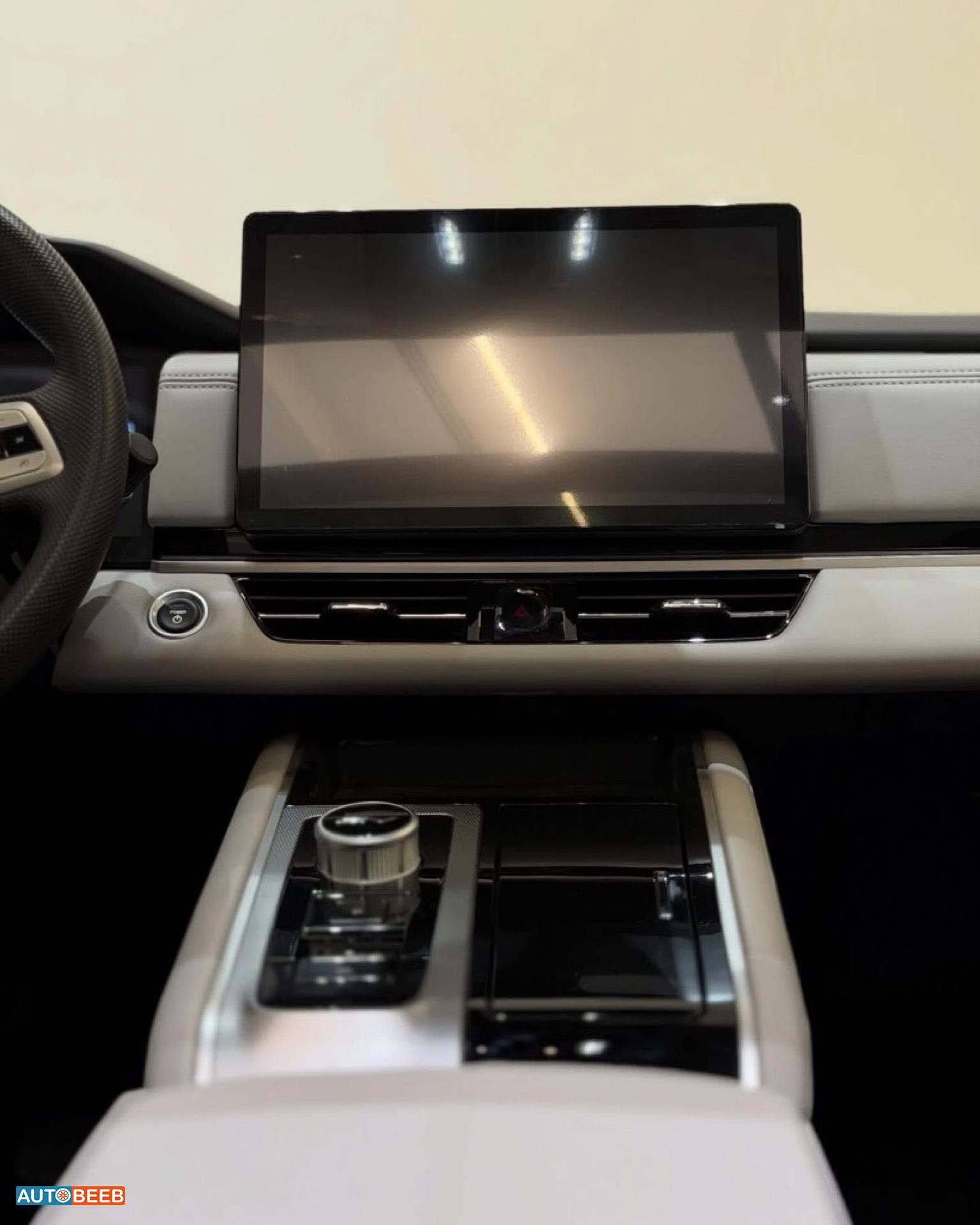 Mitsubishi Airtrek 2022