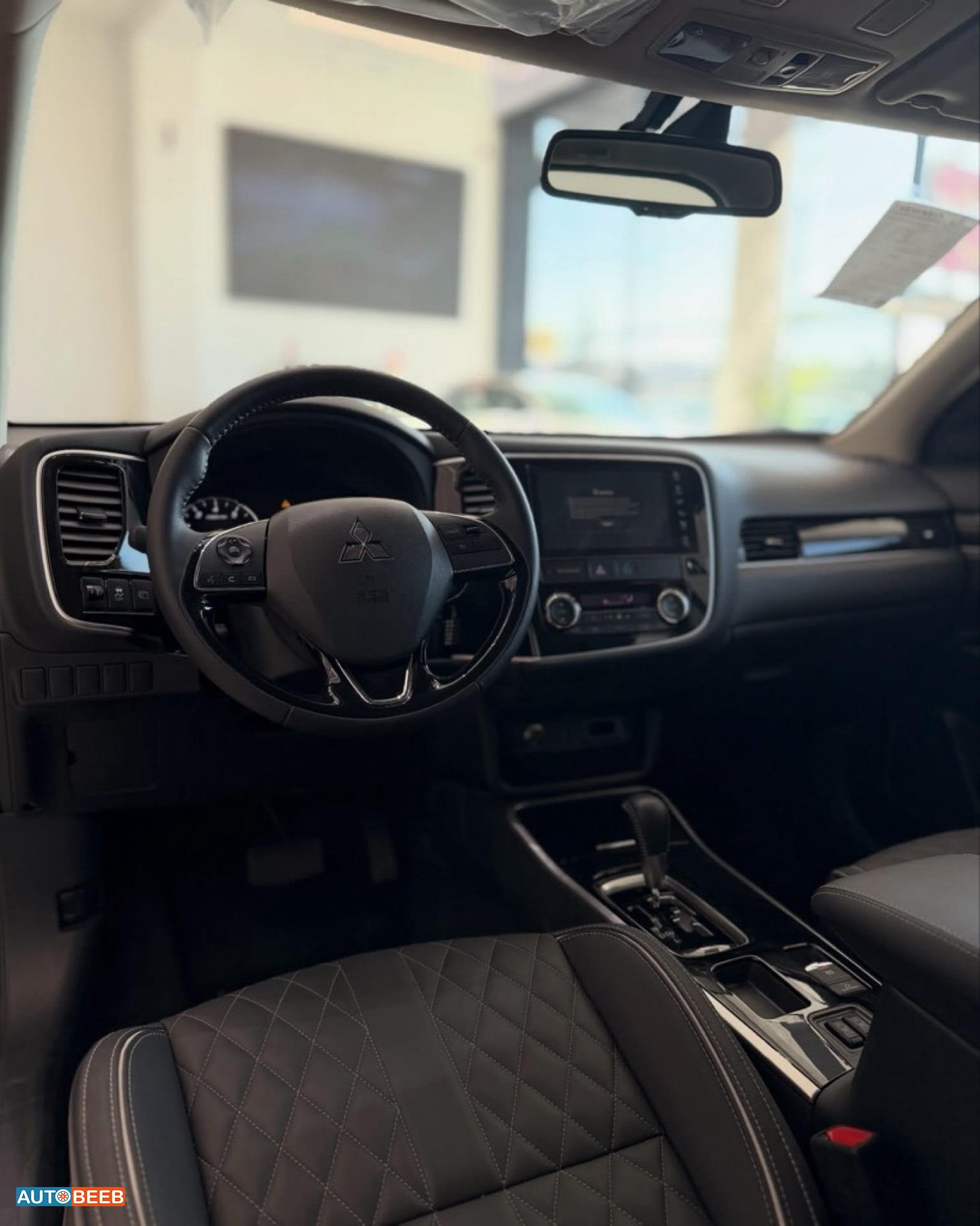 Mitsubishi Outlander 2022