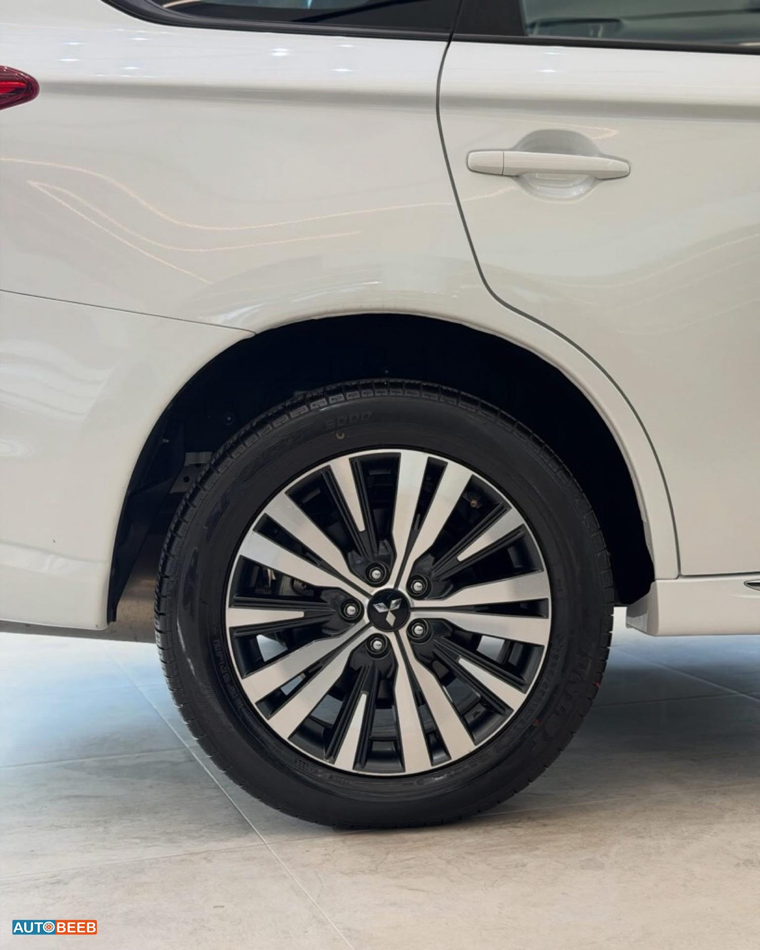 Mitsubishi Outlander 2022