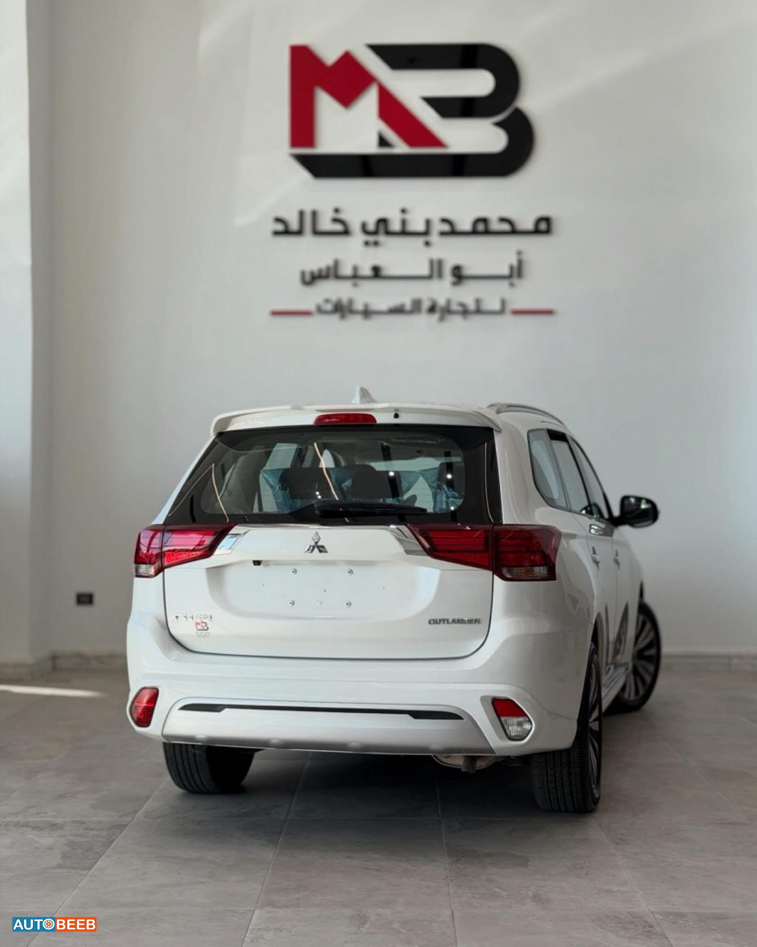 Mitsubishi Outlander 2022