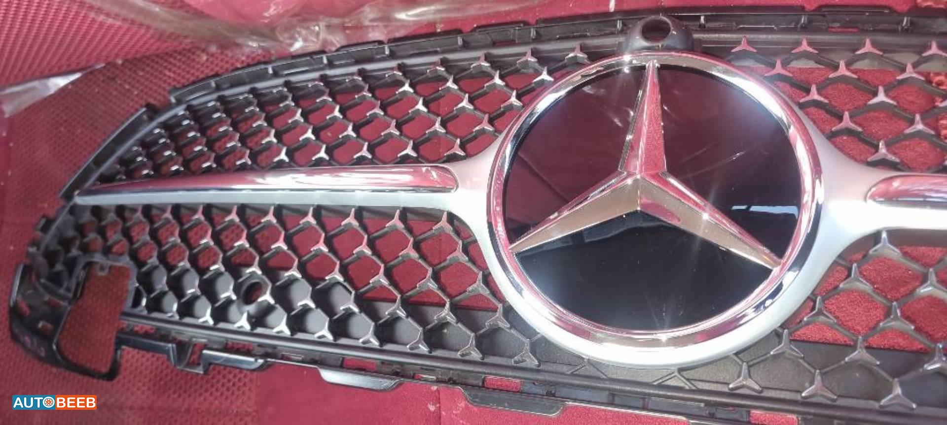 Body  Grilles Mercedes Benz C200
