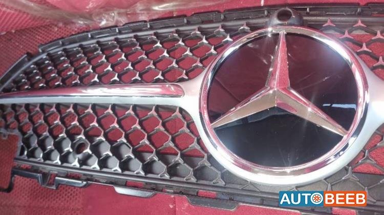 Body  Grilles Mercedes Benz C200