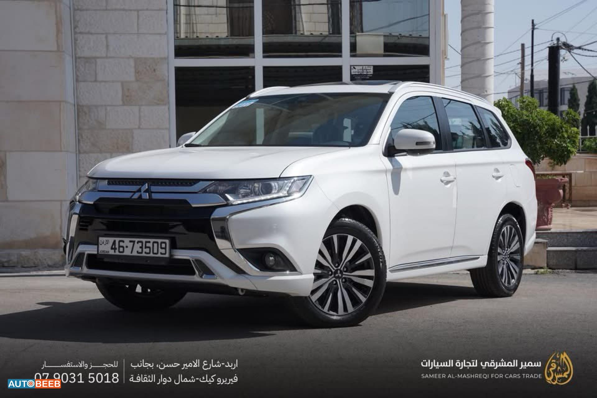 Mitsubishi Outlander 2022