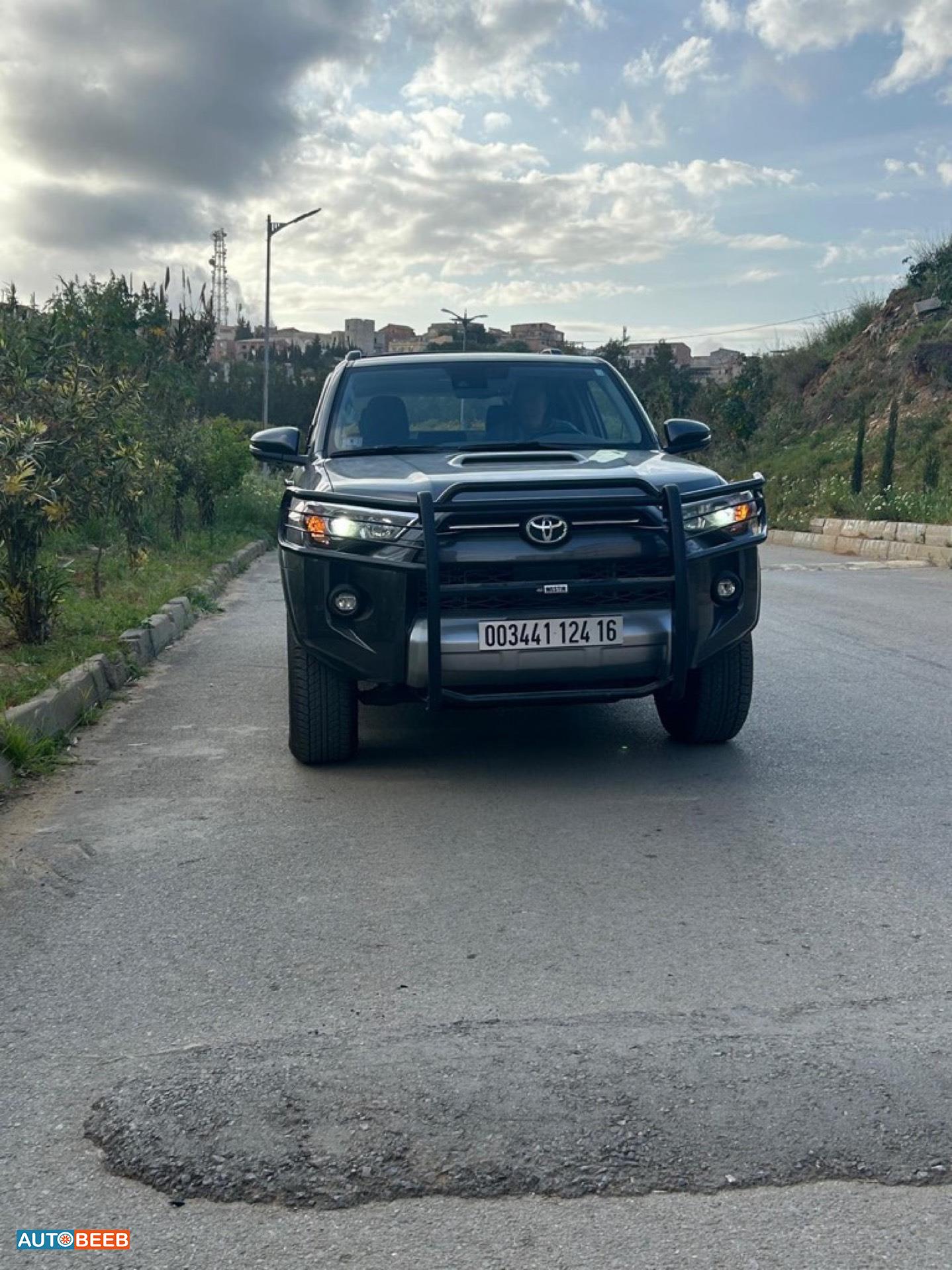 تويوتا 4 رونر 2024