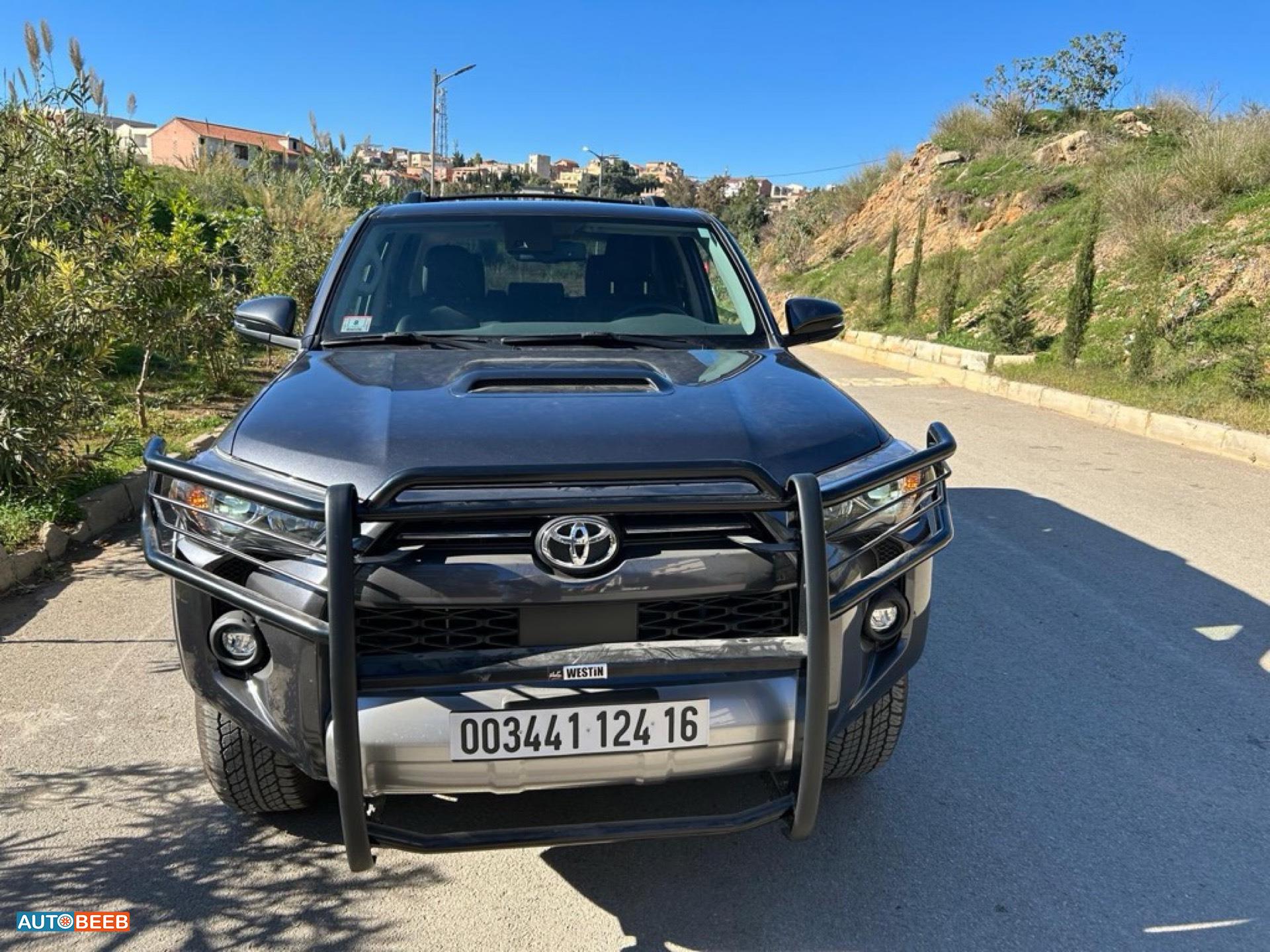 تويوتا 4 رونر 2024