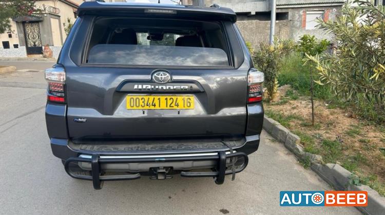 تويوتا 4 رونر 2024