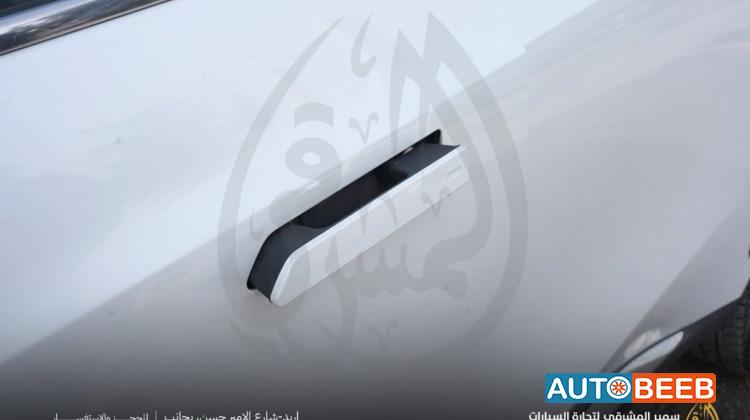 Mitsubishi Airtrek 2022