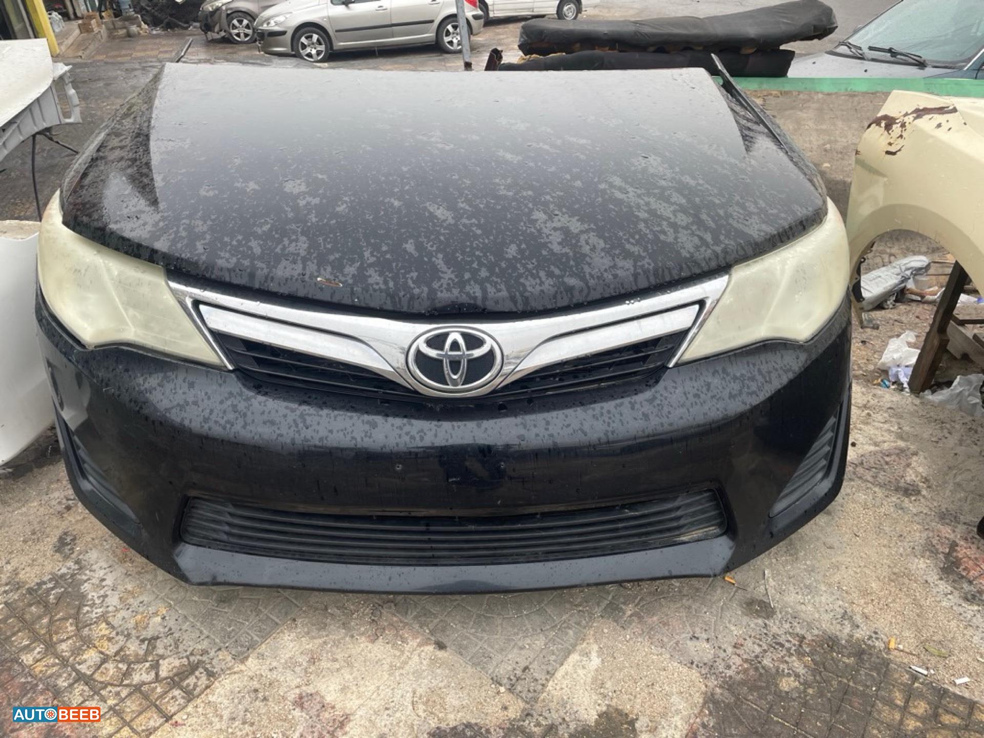 Body  Front clip Toyota Camry