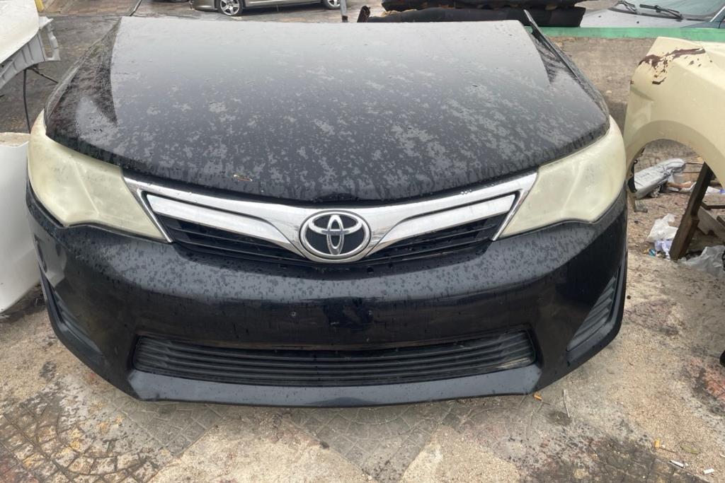 Body  Front clip Toyota Camry