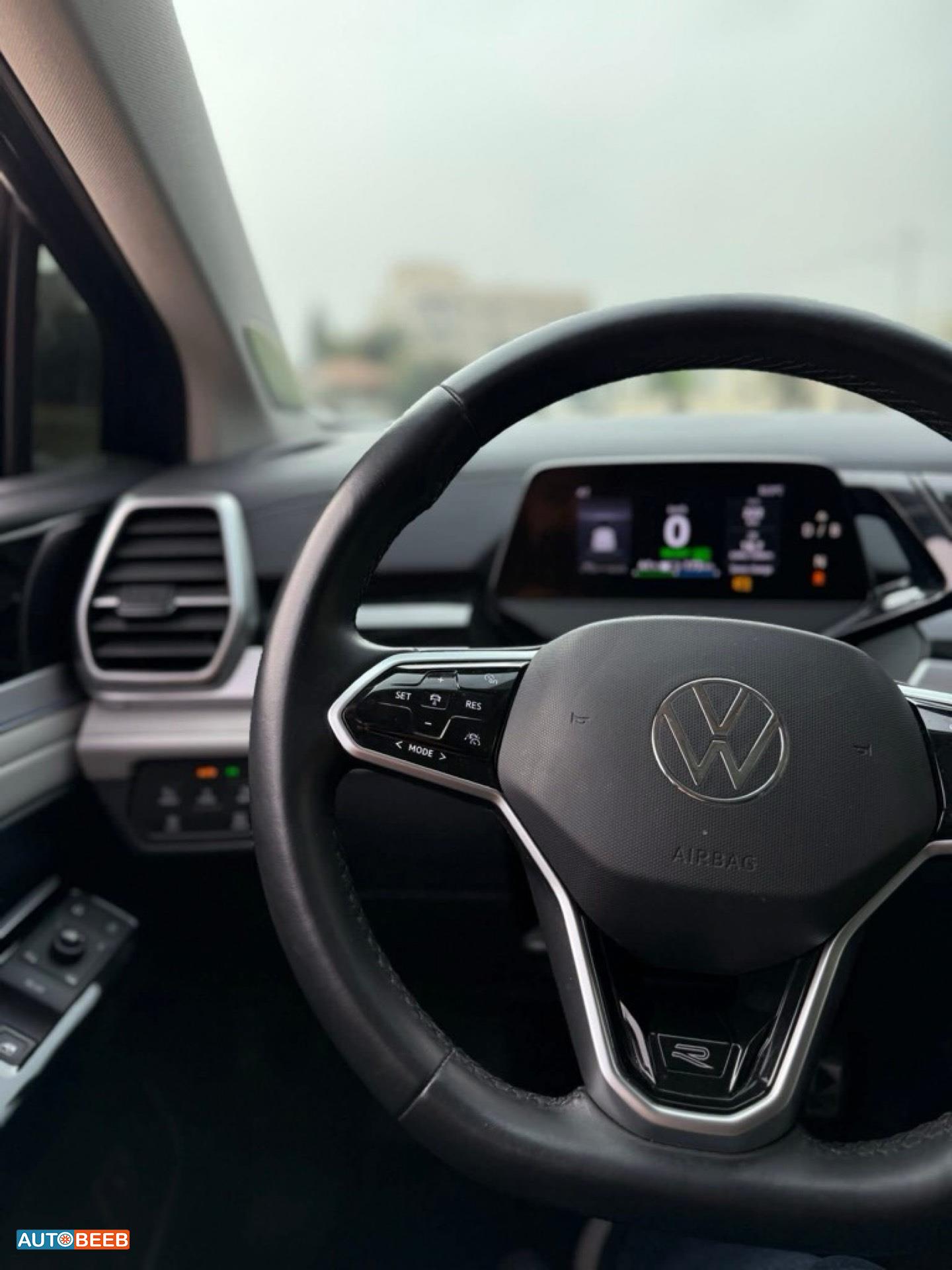 Volkswagen ID.6 2022