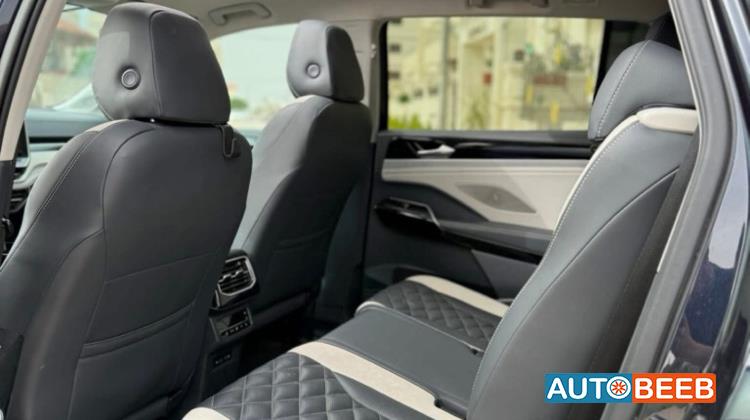 Volkswagen ID.6 2022