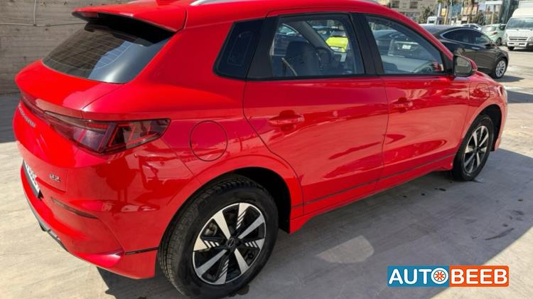 بي واي دي E2 2023