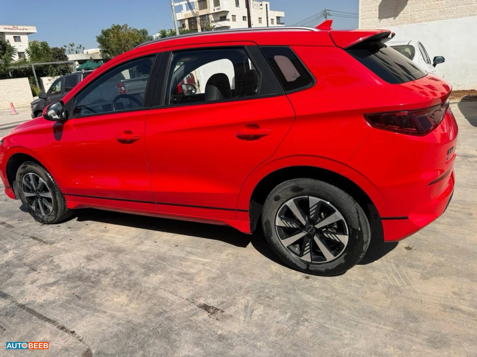 بي واي دي E2 2023