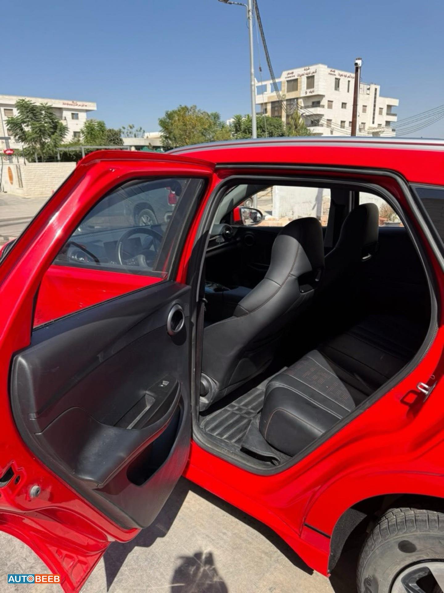 بي واي دي E2 2023