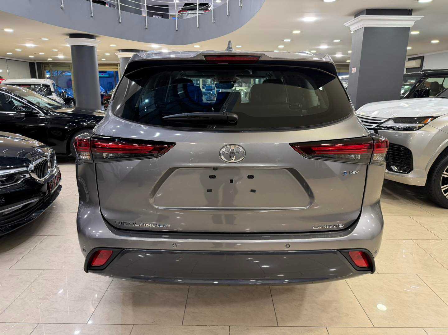 Toyota Highlander 2025
