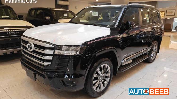 تويوتا لاندكروزر 2025