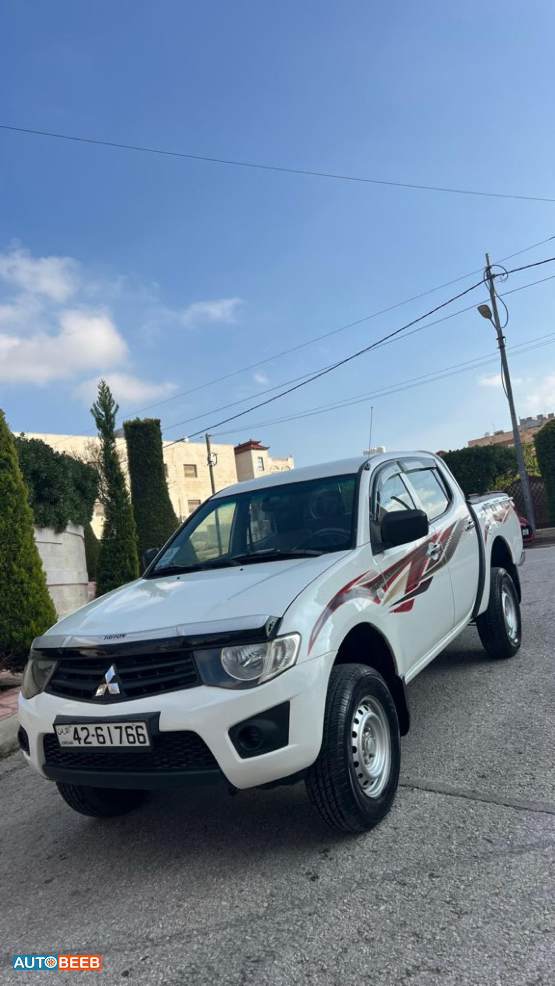 Mitsubishi L200 2015